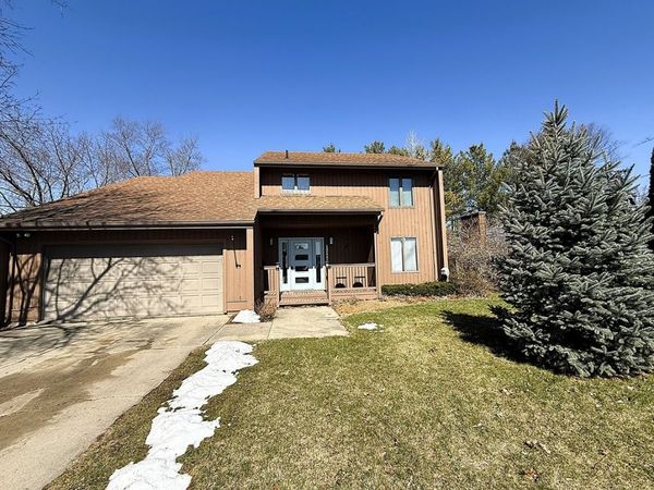 1225 Eustace Drive , Dixon, IL 61021