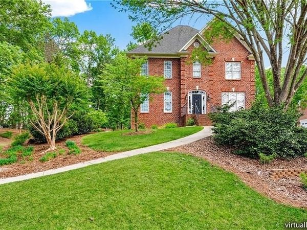 1869 Curraghmore Road, Clemmons, NC 27012