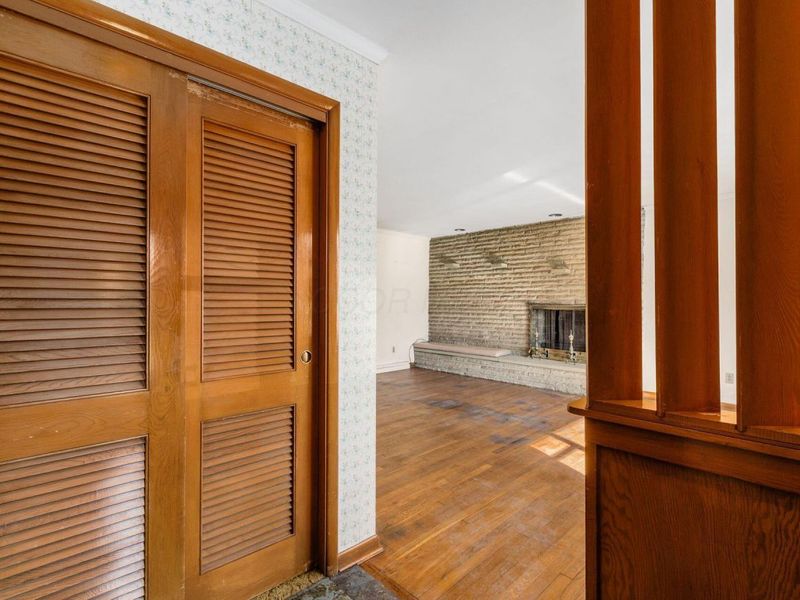 4207 Sunbury Road, Columbus, OH 43219 Photo 9