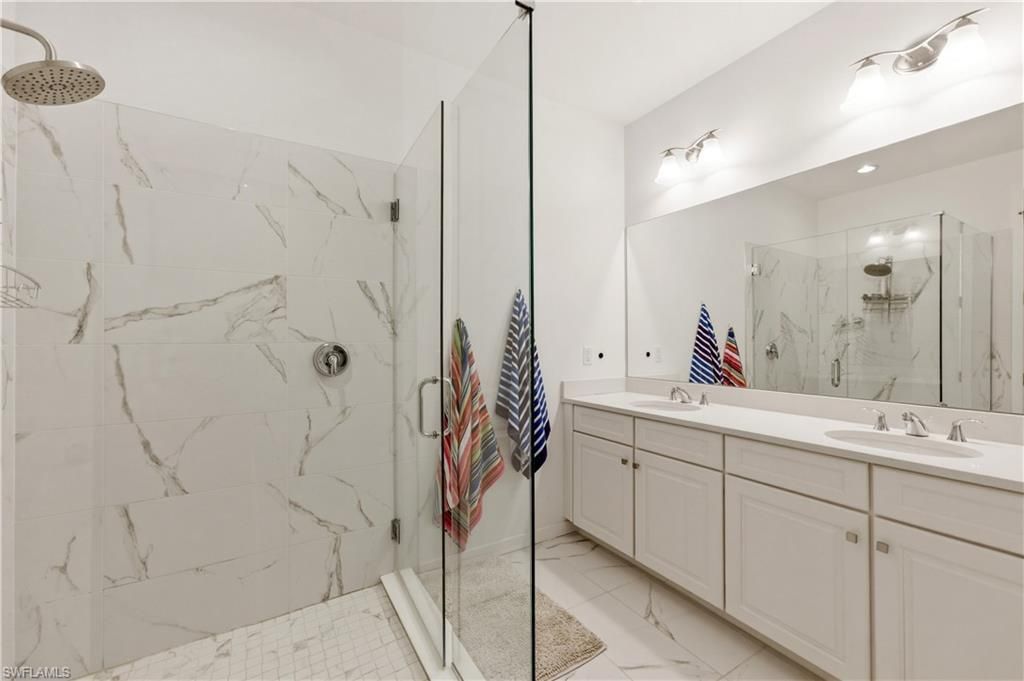 13017 Pembroke Dr, Naples, FL 34105 Photo