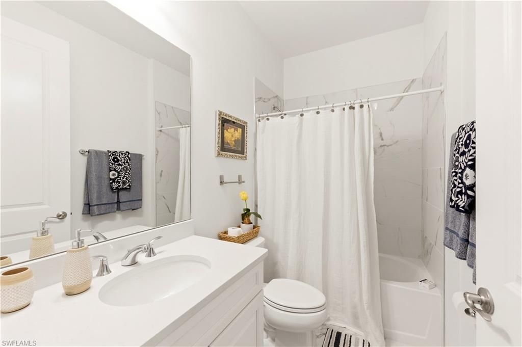 13017 Pembroke Dr, Naples, FL 34105 Photo