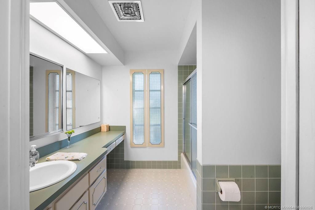 701 SW Cleveland Avenue, Stuart, FL 34994 Photo