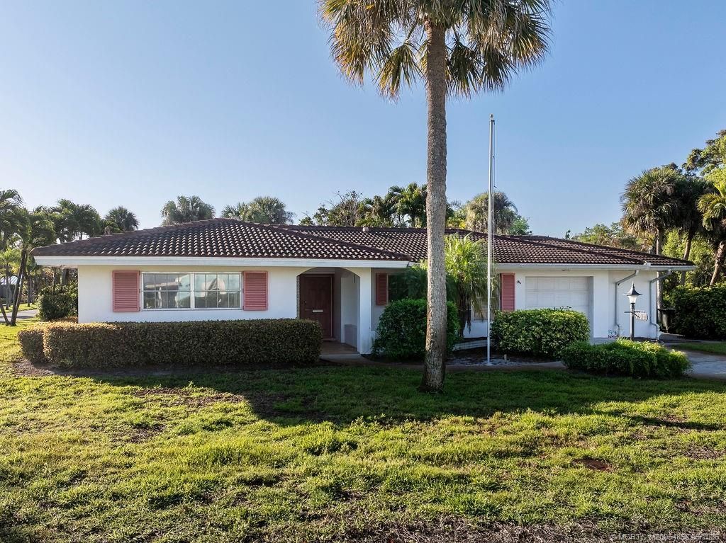 701 SW Cleveland Avenue, Stuart, FL 34994 Photo