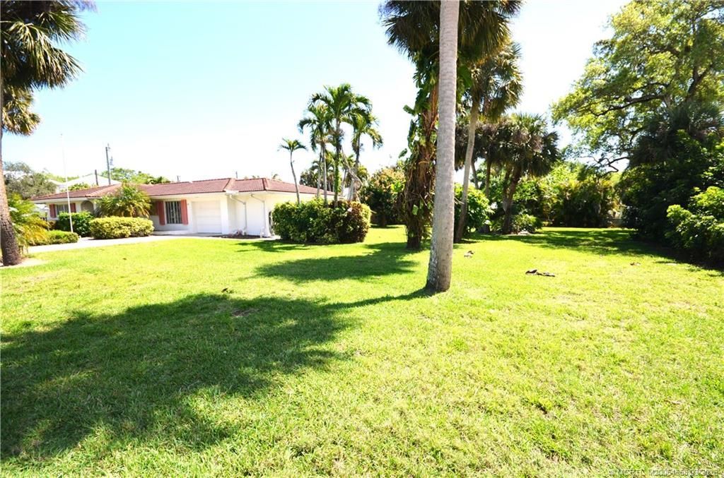 701 SW Cleveland Avenue, Stuart, FL 34994 Photo