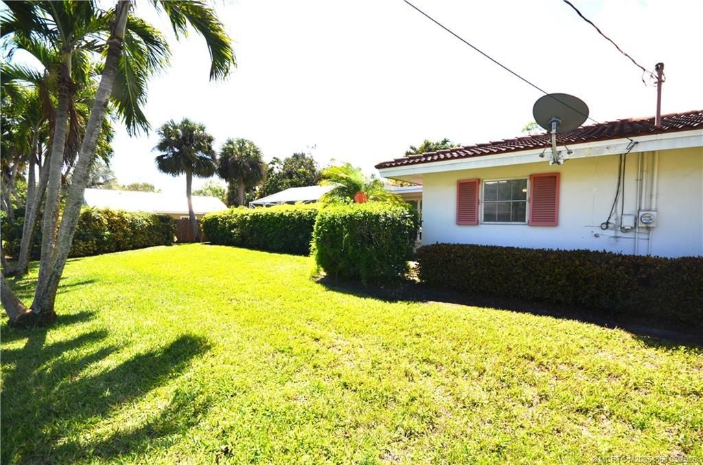 701 SW Cleveland Avenue, Stuart, FL 34994 Photo