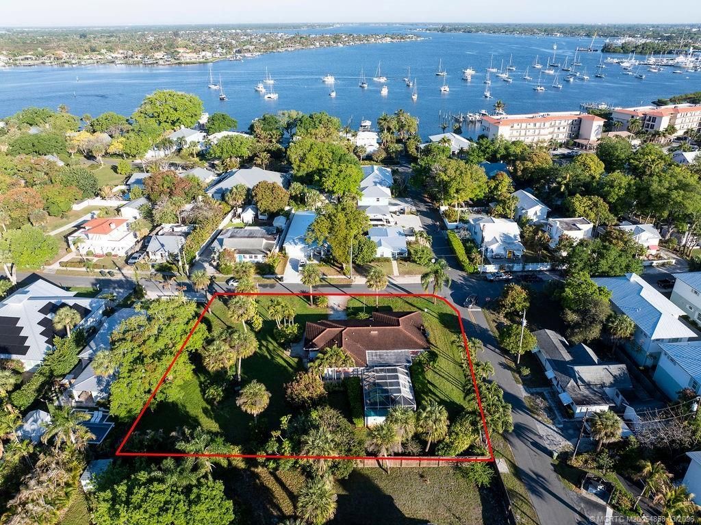 701 SW Cleveland Avenue, Stuart, FL 34994 Photo