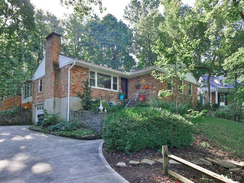 1012 Mary Lane, Cincinnati, OH 45215 Photo 1