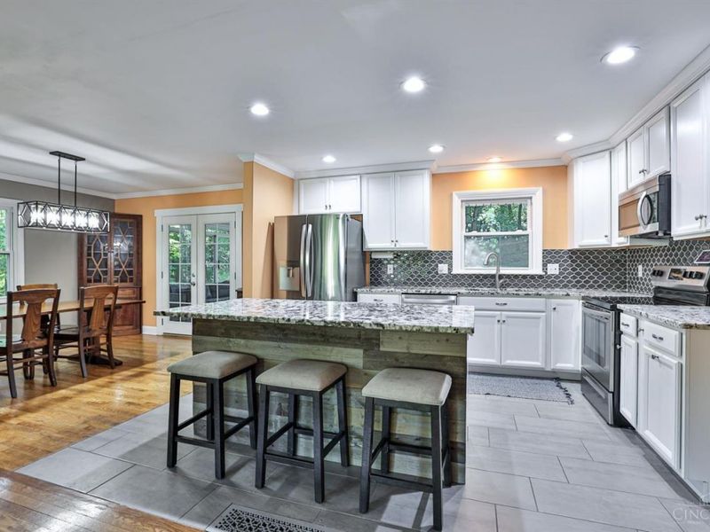 1012 Mary Lane, Cincinnati, OH 45215 Photo 10