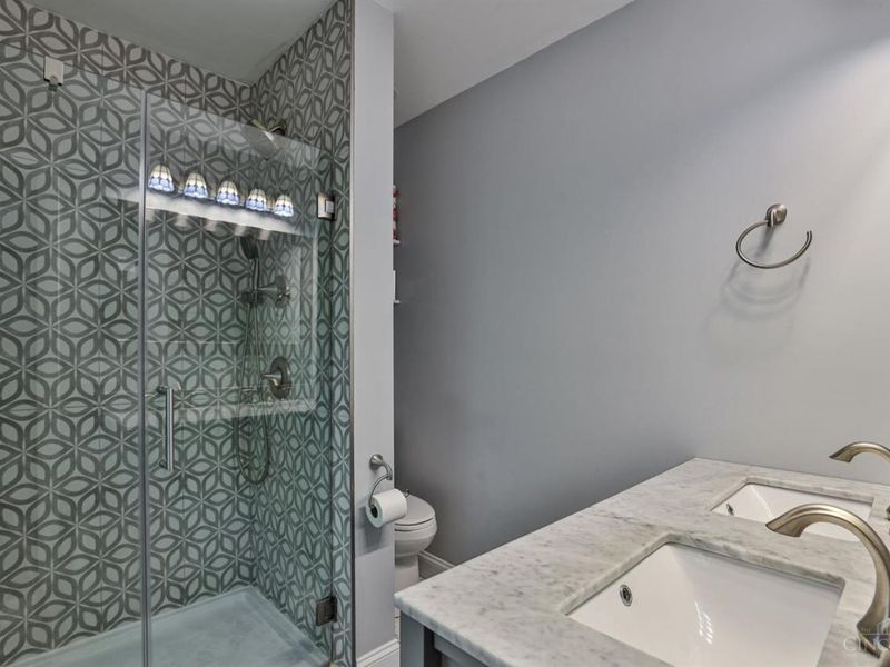 1012 Mary Lane, Cincinnati, OH 45215 Photo 17