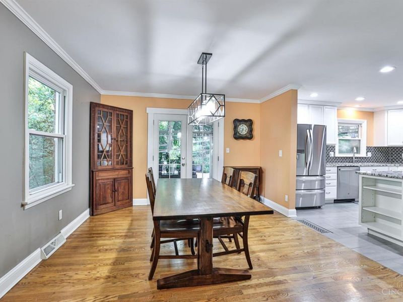 1012 Mary Lane, Cincinnati, OH 45215 Photo 7