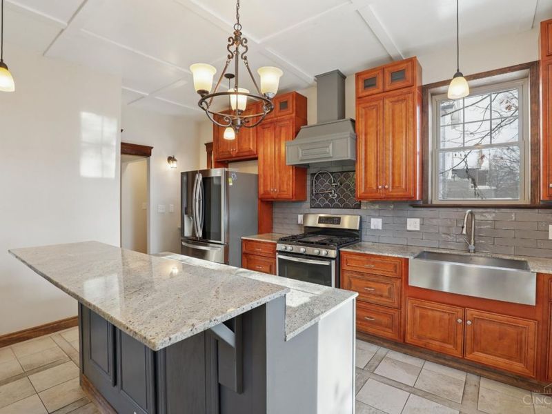 4261 W Eighth Street, Cincinnati, OH 45205 Photo 10