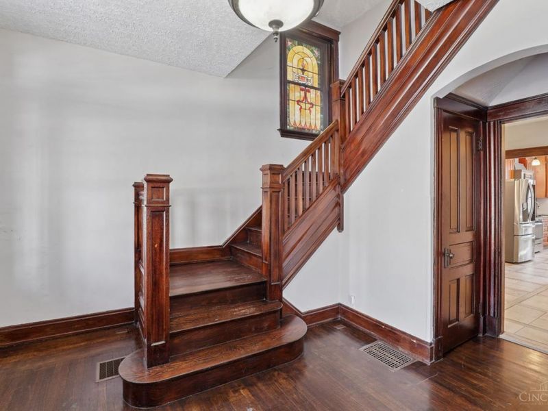 4261 W Eighth Street, Cincinnati, OH 45205 Photo 3