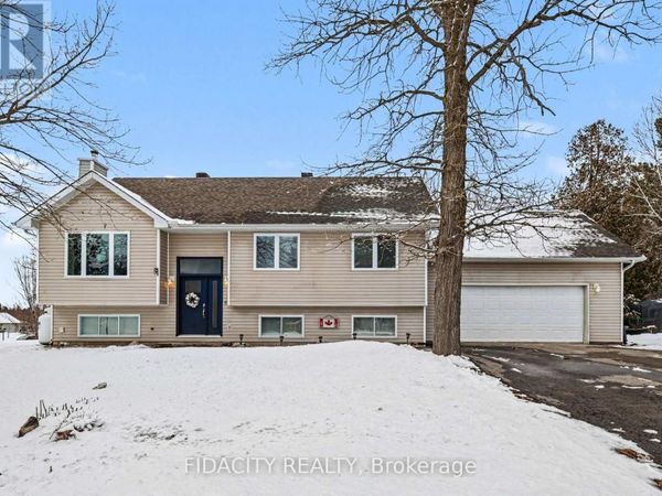 266 Clifford Campbell Street, Ottawa, ON K0A1X0