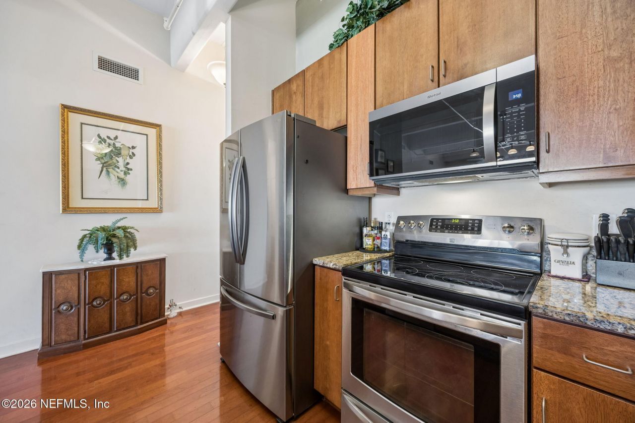 1661 Riverside Avenue, Unit 410, Jacksonville, FL 32204 Photo