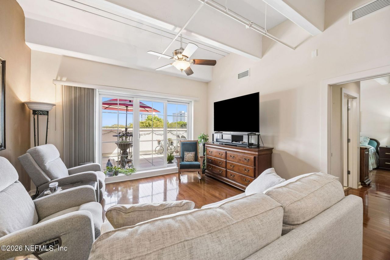 1661 Riverside Avenue, Unit 410, Jacksonville, FL 32204 Photo