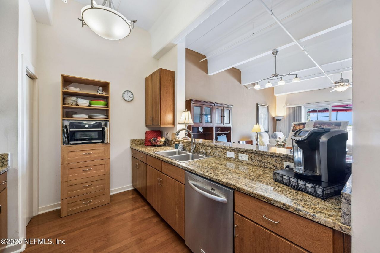 1661 Riverside Avenue, Unit 410, Jacksonville, FL 32204 Photo
