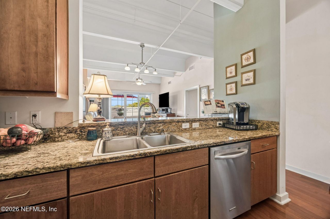 1661 Riverside Avenue, Unit 410, Jacksonville, FL 32204 Photo