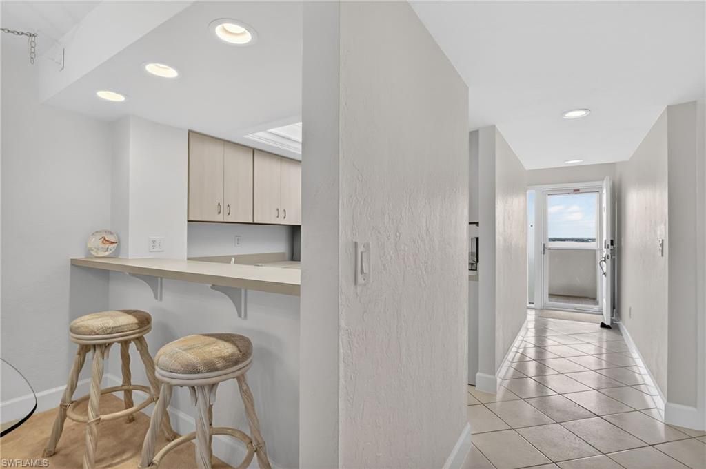 4263 Bay Beach Ln, Unit 815, Fort Myers Beach, FL 33931 Photo