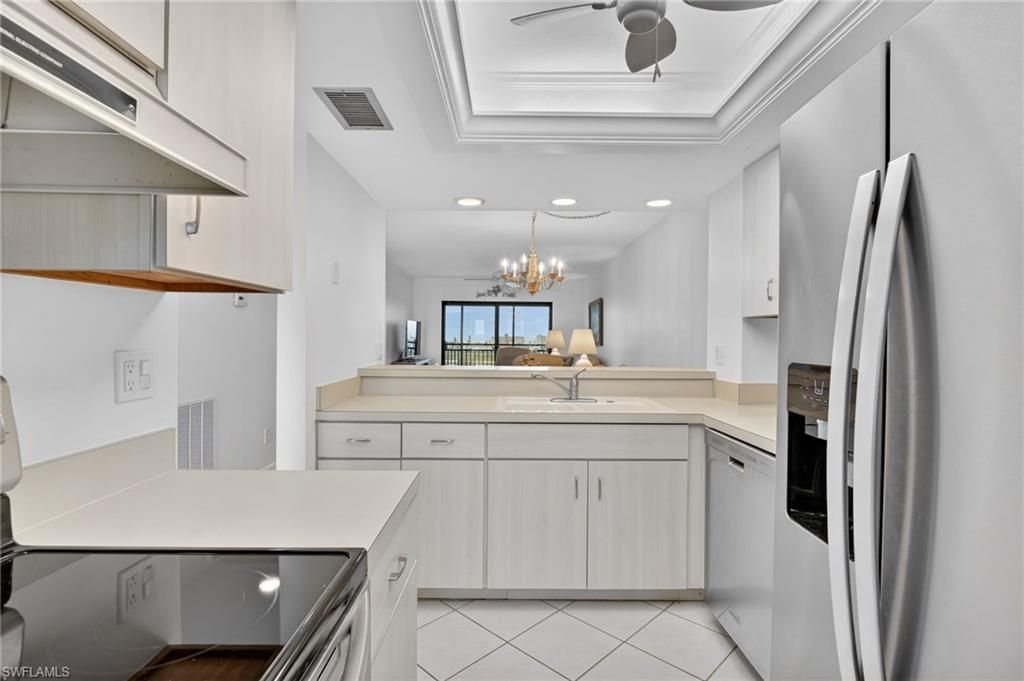 4263 Bay Beach Ln, Unit 815, Fort Myers Beach, FL 33931 Photo