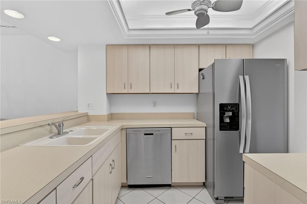 4263 Bay Beach Ln, Unit 815, Fort Myers Beach, FL 33931 Photo