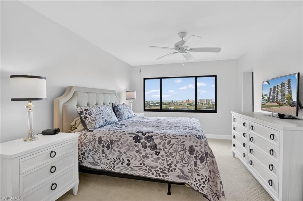 4263 Bay Beach Ln, Unit 815, Fort Myers Beach, FL 33931 Photo