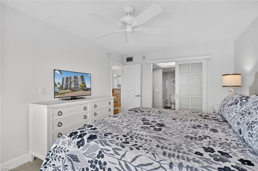 4263 Bay Beach Ln, Unit 815, Fort Myers Beach, FL 33931 Photo