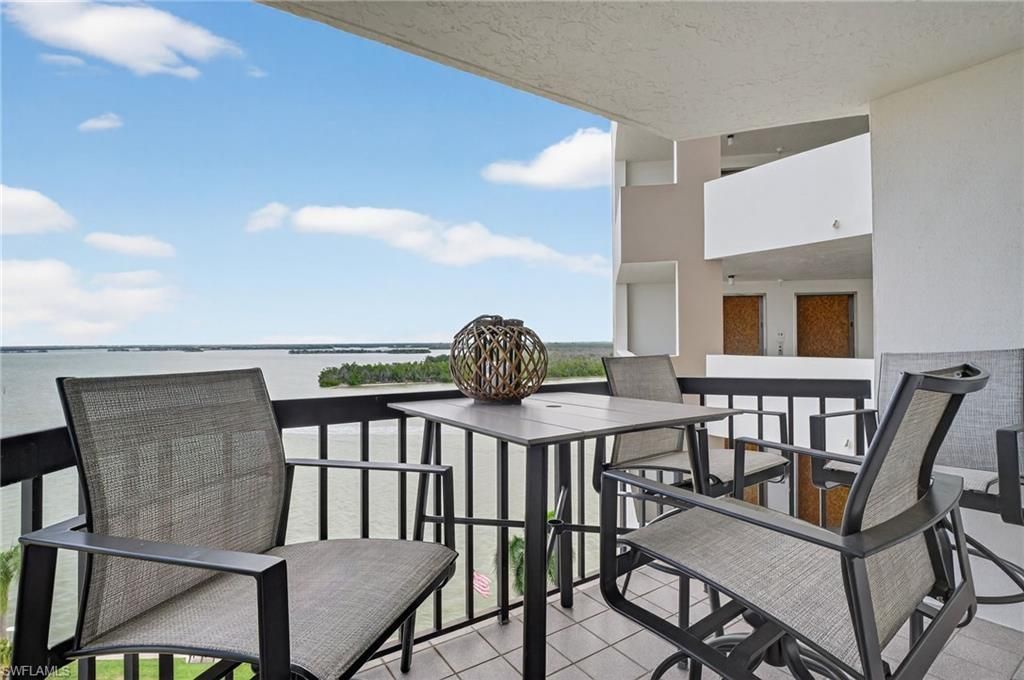 4263 Bay Beach Ln, Unit 815, Fort Myers Beach, FL 33931 Photo