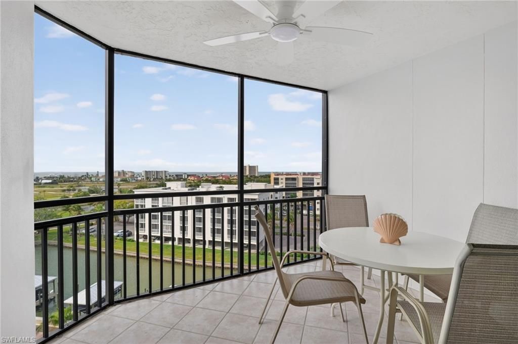 4263 Bay Beach Ln, Unit 815, Fort Myers Beach, FL 33931 Photo
