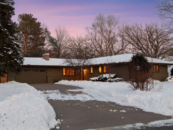 8236 Westwood Hills Curve, Saint Louis Park, MN 55426