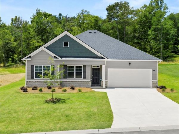 801 Pelham Way, Locust Grove, GA 30248