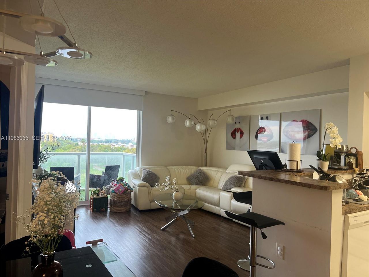 5077 NW 7th St, Unit 709, Miami, FL 33126 Photo