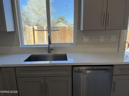 5875 Walnut Creek Road, Reno, NV 89523 Photo