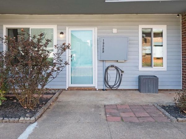 1908 INGLEWOOD DR , Unit B, CHARLOTTESVILLE, VA 22901