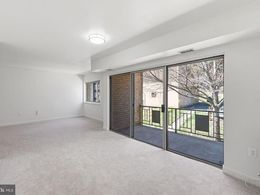 12203 Academy Way, Unit 9, Rockville, MD 20852 Main Photo