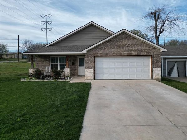 5532 Blackmore Avenue, Fort Worth, TX 76107