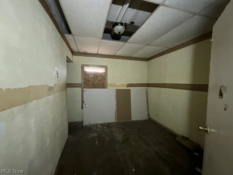 7300 Claasen Avenue, Cleveland, OH 44105 Photo 17