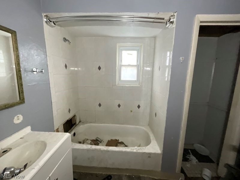 7300 Claasen Avenue, Cleveland, OH 44105 Photo 23