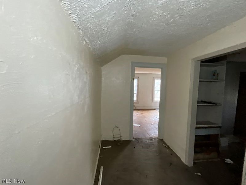 7300 Claasen Avenue, Cleveland, OH 44105 Photo 31