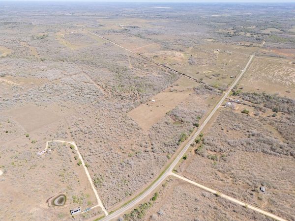 000 FM 2814, Waelder, TX 78959