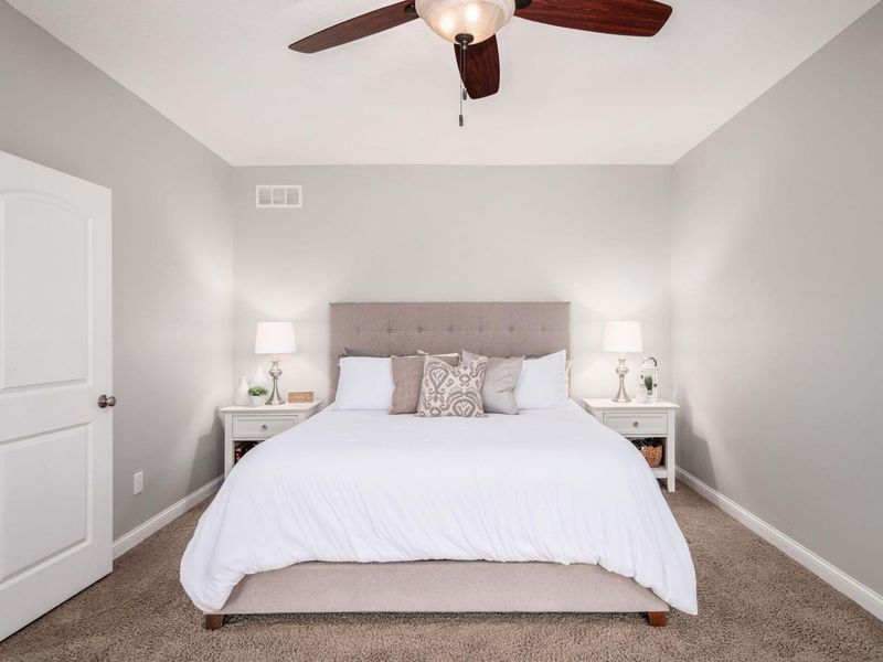 954 Kentucky Circle , Marysville, OH 43040 Photo 18