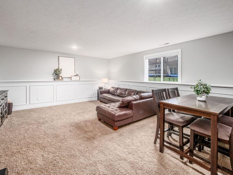 954 Kentucky Circle , Marysville, OH 43040 Photo 34