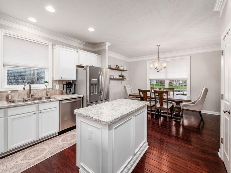 954 Kentucky Circle , Marysville, OH 43040 Photo 8