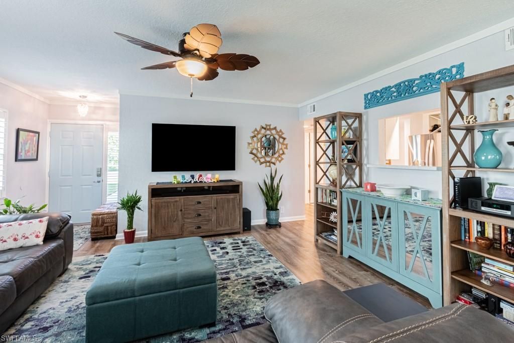 2132 Tama Cir, Unit 102, Naples, FL 34112 Photo