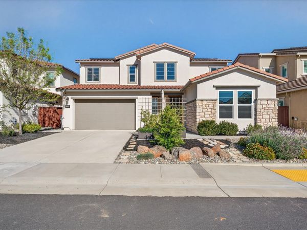 3253 Gopher Ridge Dr, Folsom, CA 95630