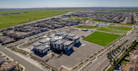 3253 Gopher Ridge Dr, Folsom, CA 95630 Photo