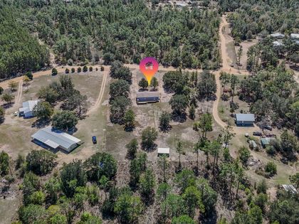 2442 Pinewood Drive Chipley, FL 32428