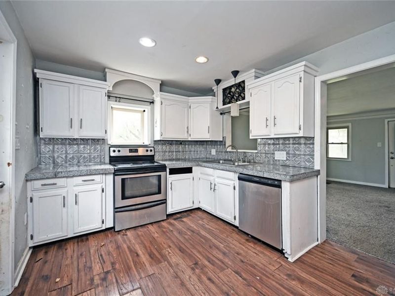 3964 Hubble Road, Green Township, OH 45247 Photo 12