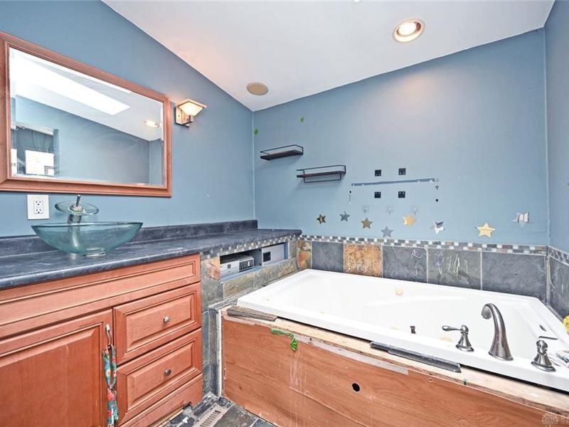 3964 Hubble Road, Green Township, OH 45247 Photo 19