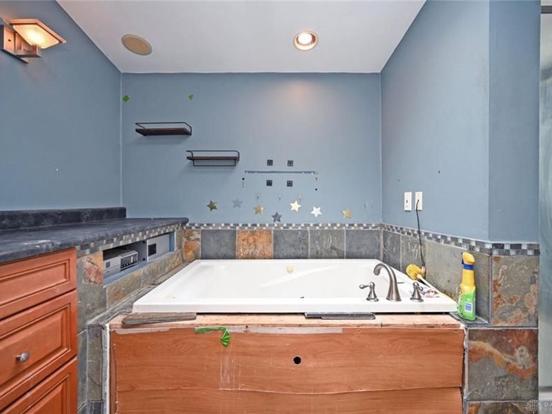 3964 Hubble Road, Green Township, OH 45247 Photo 20