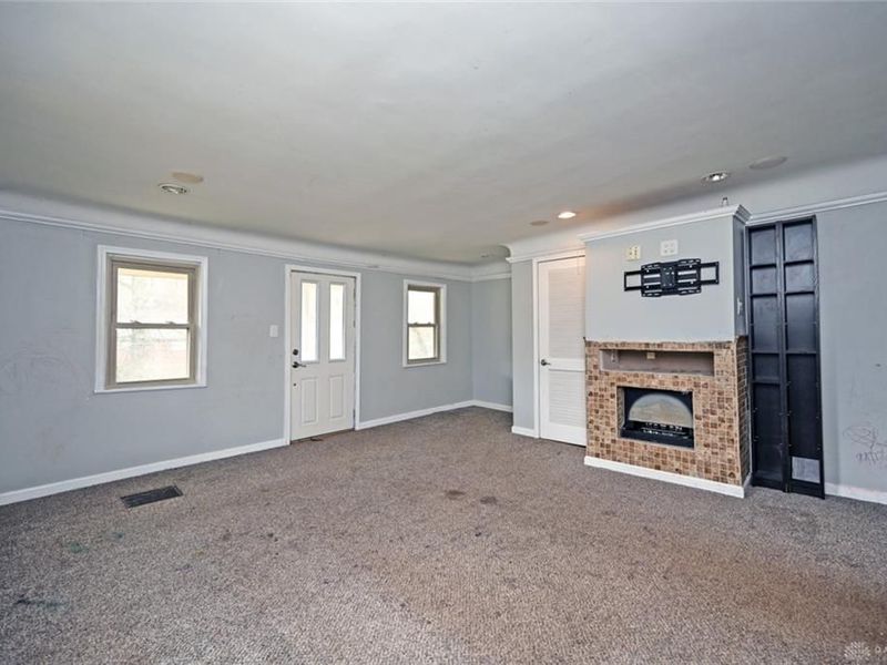 3964 Hubble Road, Green Township, OH 45247 Photo 9